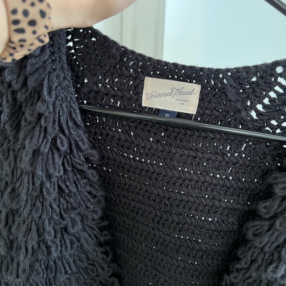 Universal Thread cardigan - Picture 2 of 3